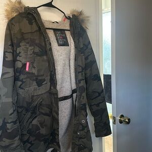Super Dry - The Rookie camo parka